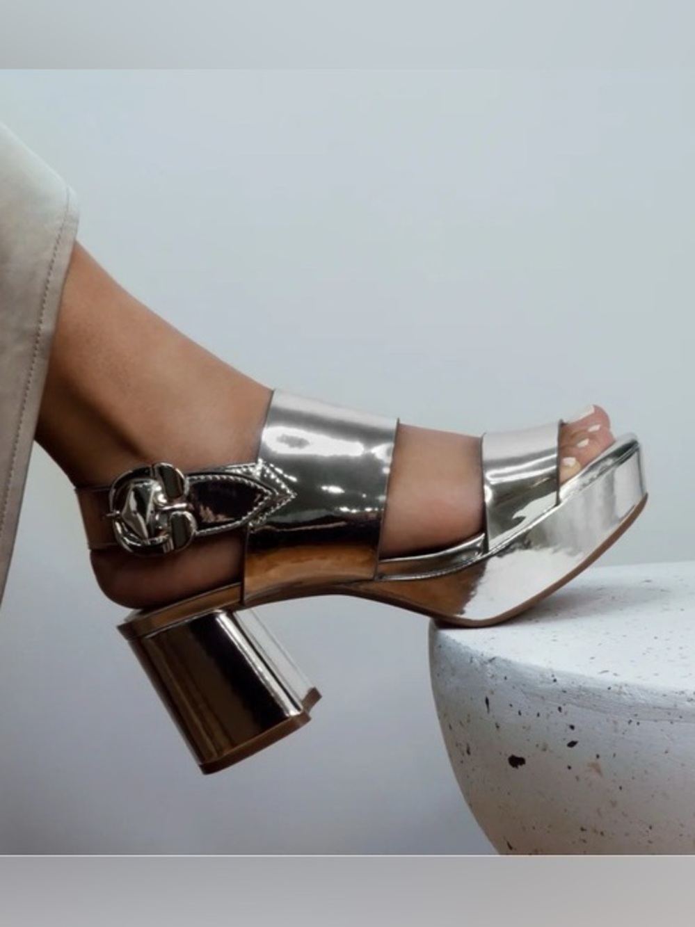Like New “Camera” Silver Metallic Platform Block Heel Sandals by Aerosoles